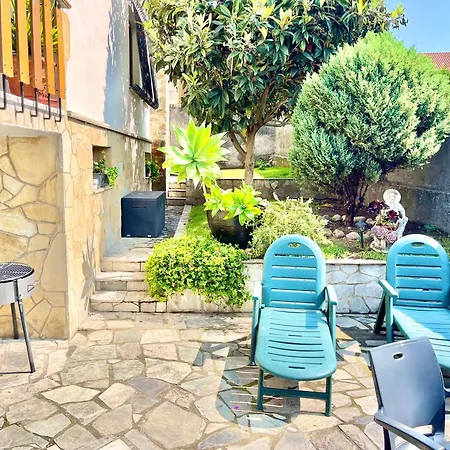 La Casa De La Buganvilla