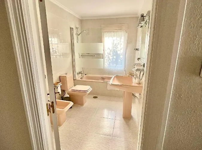 La Casa De La Buganvilla * Χιχόν